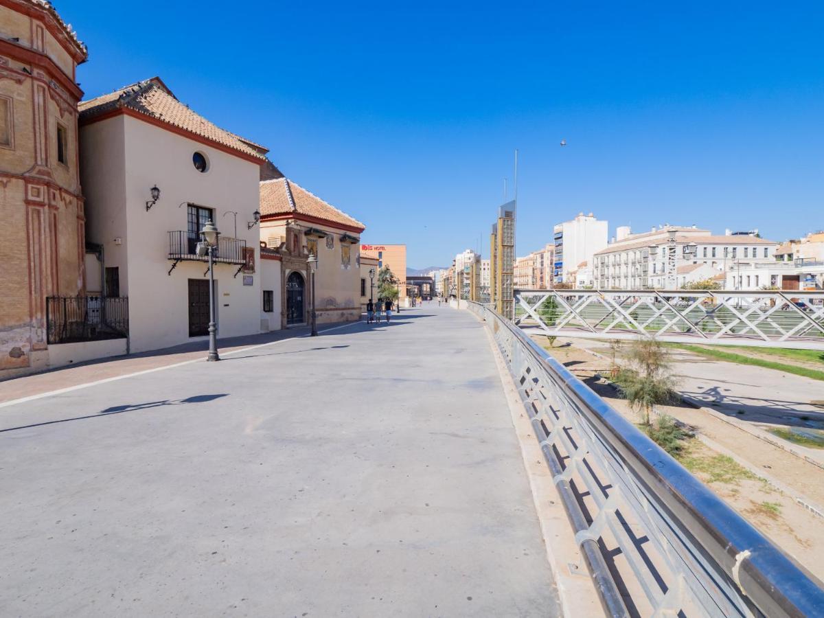 Cubo'S Apartamento Atocha With Optional Parking Malaga Bagian luar foto