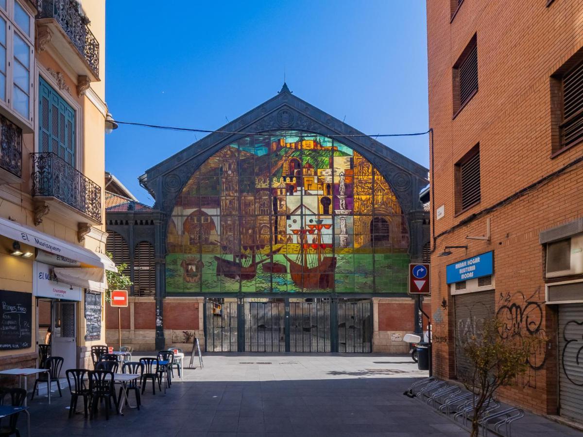 Cubo'S Apartamento Atocha With Optional Parking Malaga Bagian luar foto